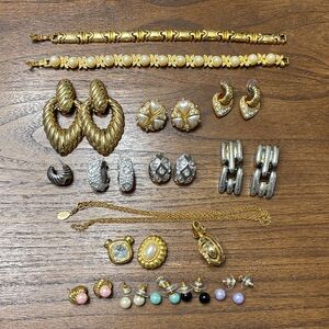 Lot of 10 Vintage Joan River Gold Sliver Earring ,Necklace & Bracelet Collection